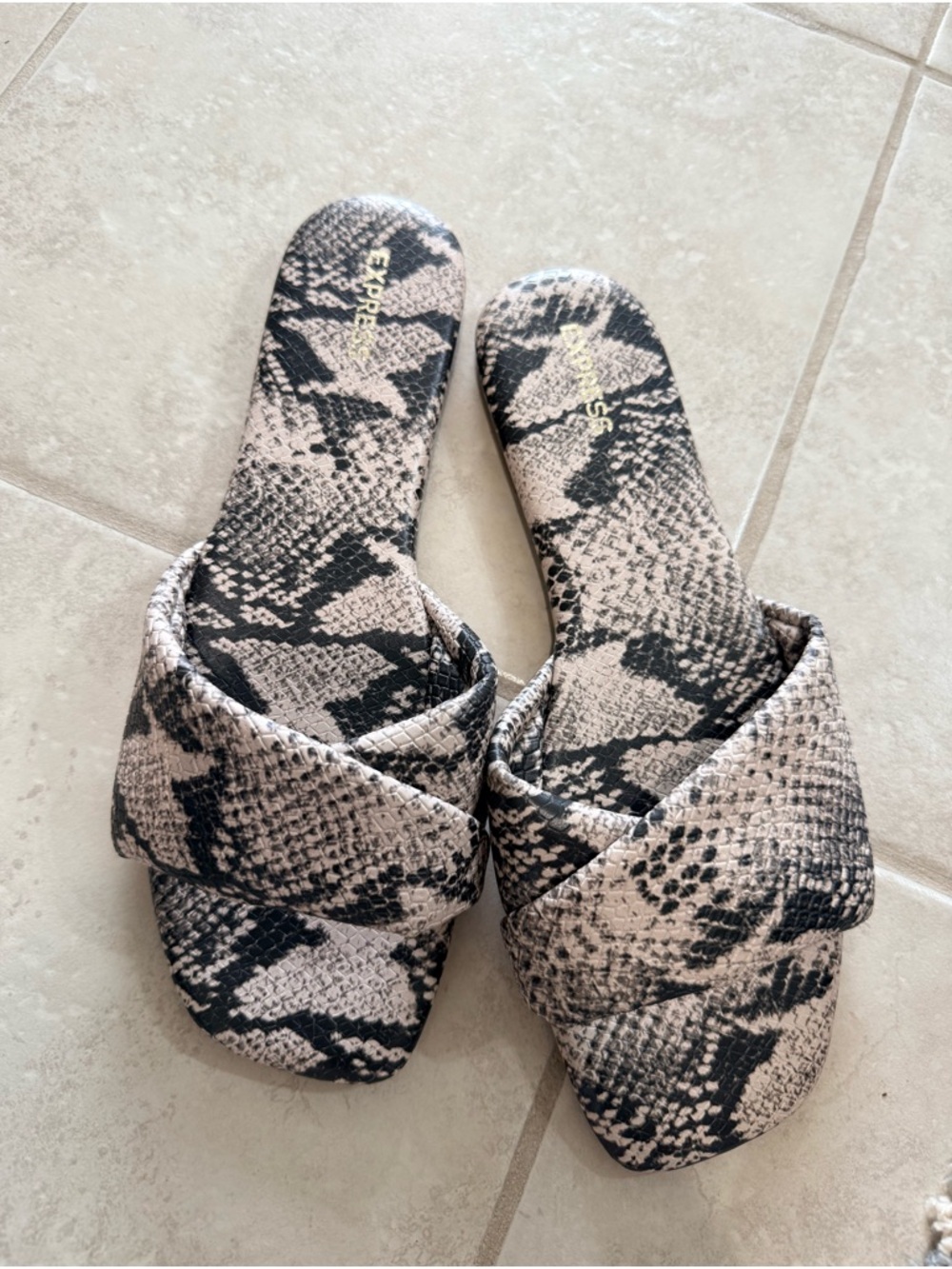 Women’s sandals